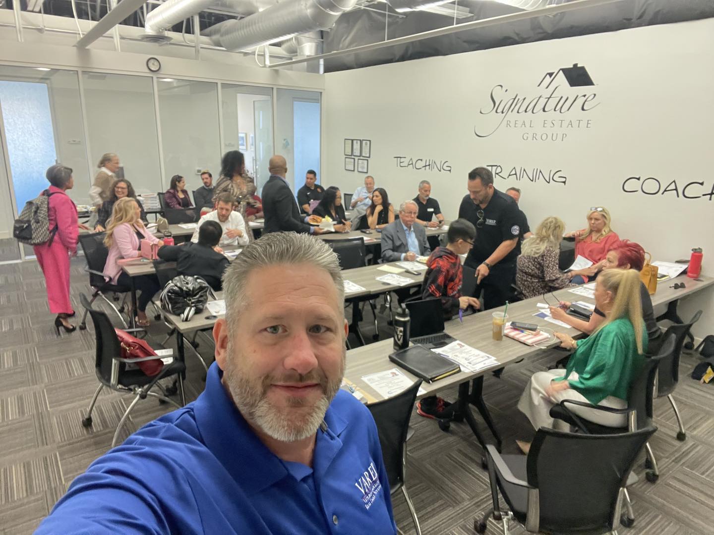 342522595_248192627679217_715478519535775421_n