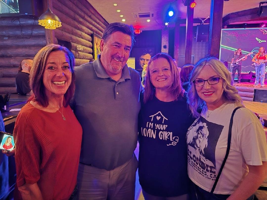 463787358_10231126410657076_2727558683934554393_n